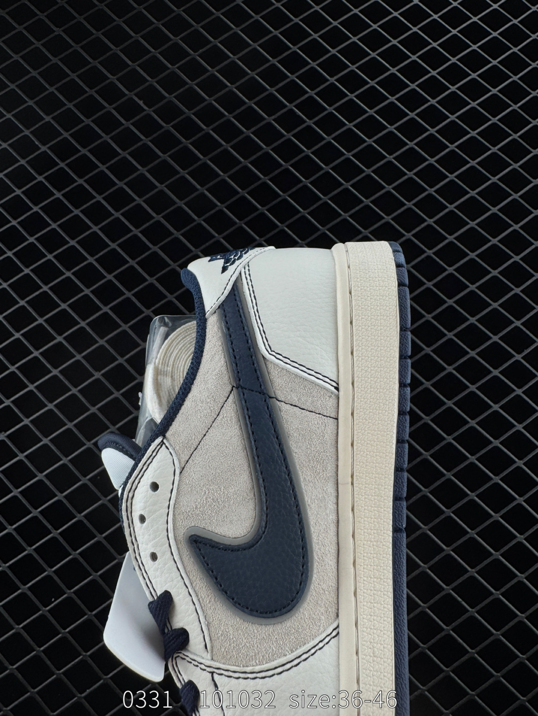 Travis Scott x Air Jordan 1 ” Reverse Mocha “